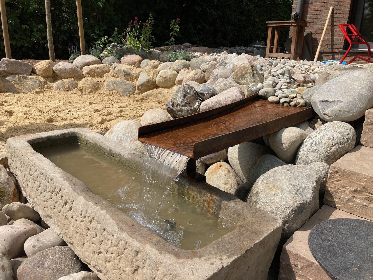 Stahl im Garten